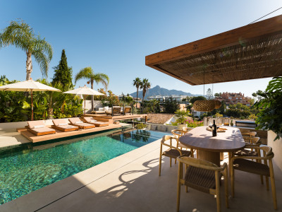 Villa à vendre à Nueva Andalucia