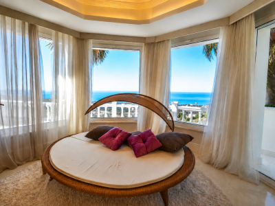 Villa for sale in Los Altos de los Monteros, Marbella East