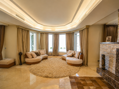 Villa for sale in Los Altos de los Monteros, Marbella East