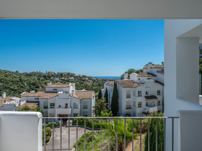 Apartamento en venta en Altos de La Quinta, Benahavis