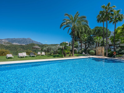Apartamento en venta en Altos de La Quinta, Benahavis