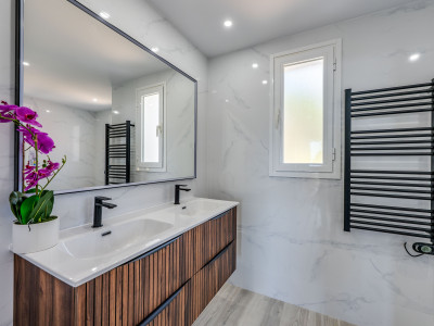 Apartamento en venta en Altos de La Quinta, Benahavis