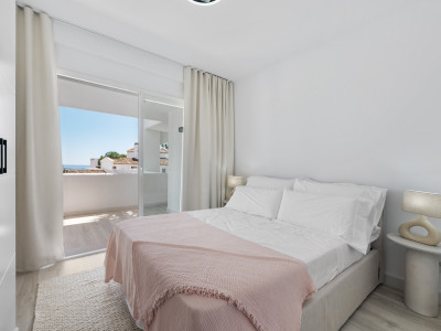 Apartamento en venta en Altos de La Quinta, Benahavis