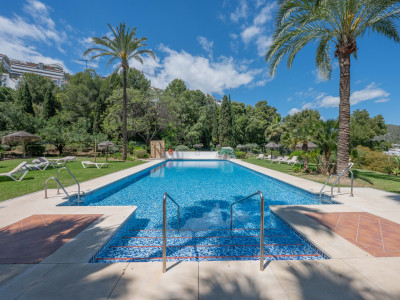 Apartamento en venta en Altos de La Quinta, Benahavis
