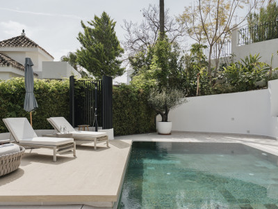 Villa en venta en Nueva Andalucia