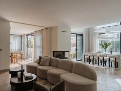 Villa en venta en Nueva Andalucia