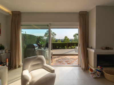 Town House for sale in Nueva Andalucia