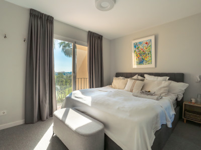 Town House for sale in Nueva Andalucia