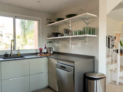 Town House for sale in Nueva Andalucia