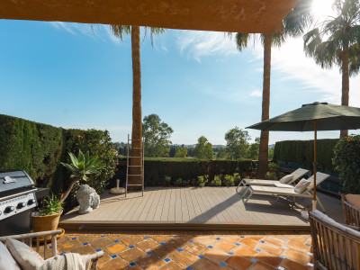Town House for sale in Nueva Andalucia