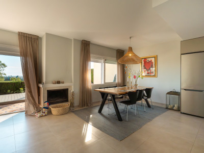 Town House for sale in Nueva Andalucia