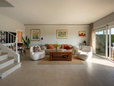 Town House for sale in Nueva Andalucia