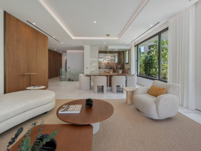 Ground Floor Duplex for sale in Golden Mile, Marbella Golden Mile