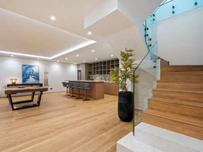 Ground Floor Duplex for sale in Golden Mile, Marbella Golden Mile