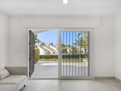 Ground Floor Apartment for sale in Nueva Andalucia