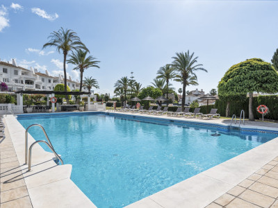 Ground Floor Apartment for sale in Nueva Andalucia