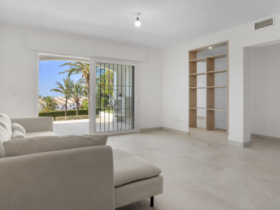 Ground Floor Apartment for sale in Nueva Andalucia