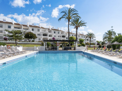 Ground Floor Apartment for sale in Nueva Andalucia