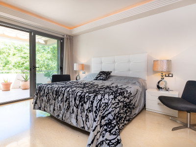 Erdgeschosswohnung zum Verkauf in Benahavis