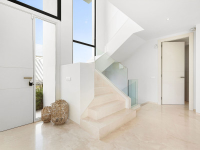 Villa zum Verkauf in Estepona East, Estepona