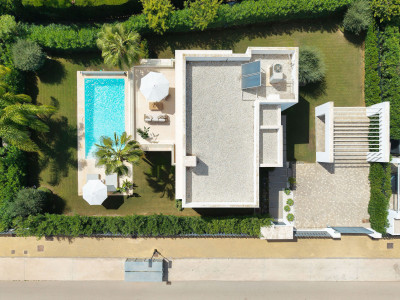 Villa zum Verkauf in Estepona East, Estepona