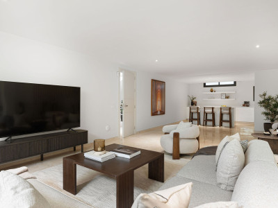 Villa zum Verkauf in Estepona East, Estepona