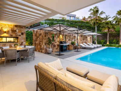 Villa zum Verkauf in Nueva Andalucia