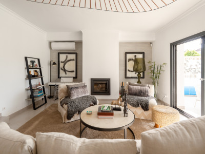 Villa zum Verkauf in Nueva Andalucia