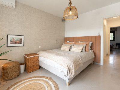 Villa zum Verkauf in Nueva Andalucia