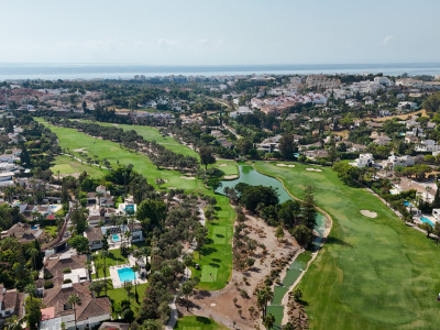 Villa zum Verkauf in Nueva Andalucia