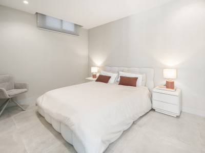 Villa zum Verkauf in El Campanario, Estepona