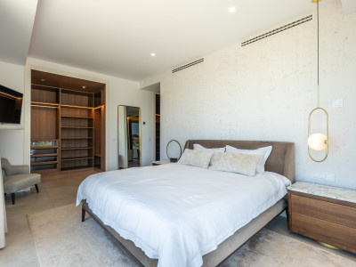 Villa zum Verkauf in El Campanario, Estepona