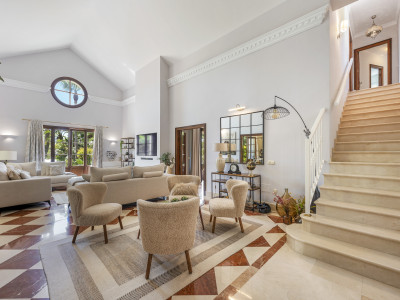Villa zum Verkauf in La Resina Golf, Estepona