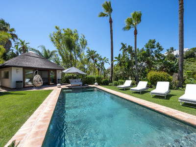 Villa zum Verkauf in La Resina Golf, Estepona