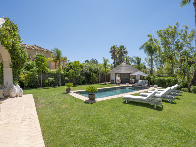 Villa zum Verkauf in La Resina Golf, Estepona
