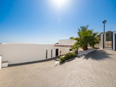 Villa zum Verkauf in Montemayor, Estepona