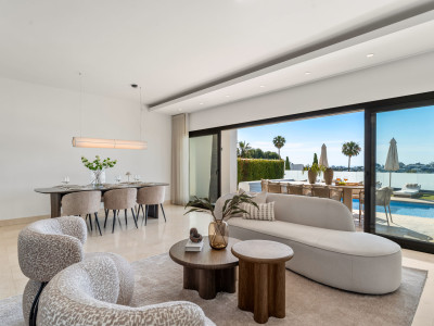 Villa zum Verkauf in Atalaya Fairways, Benahavis