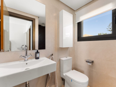 Villa zum Verkauf in Atalaya Fairways, Benahavis