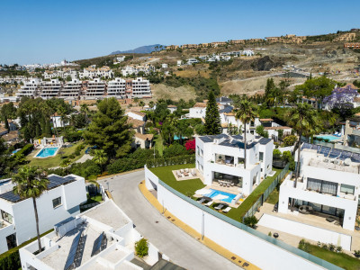 Villa zum Verkauf in Atalaya Fairways, Benahavis