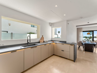Villa zum Verkauf in Atalaya Fairways, Benahavis
