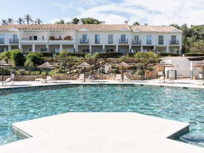 Maison de Ville à vendre à El Paraiso, Estepona