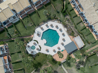 Maison de Ville à vendre à El Paraiso, Estepona