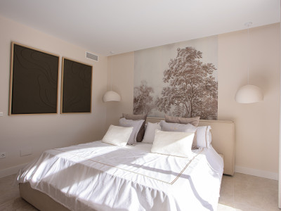 Penthouse for sale in Nueva Andalucia