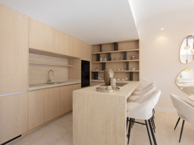 Penthouse for sale in Nueva Andalucia