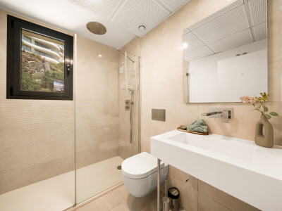 Apartment for sale in La Quinta, Benahavis