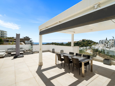 Apartment for sale in La Quinta, Benahavis