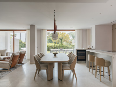 Ground Floor Duplex for sale in Nueva Andalucia