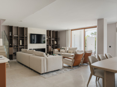Ground Floor Duplex for sale in Nueva Andalucia