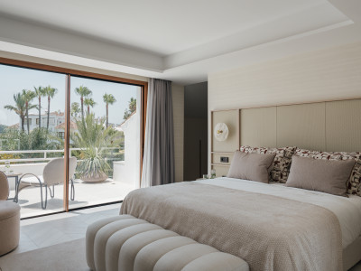 Ground Floor Duplex for sale in Nueva Andalucia