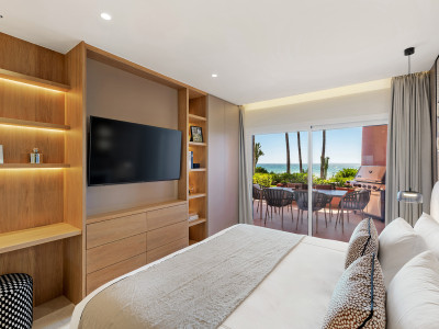 Ground Floor Apartment for sale in Cabo Bermejo, Estepona